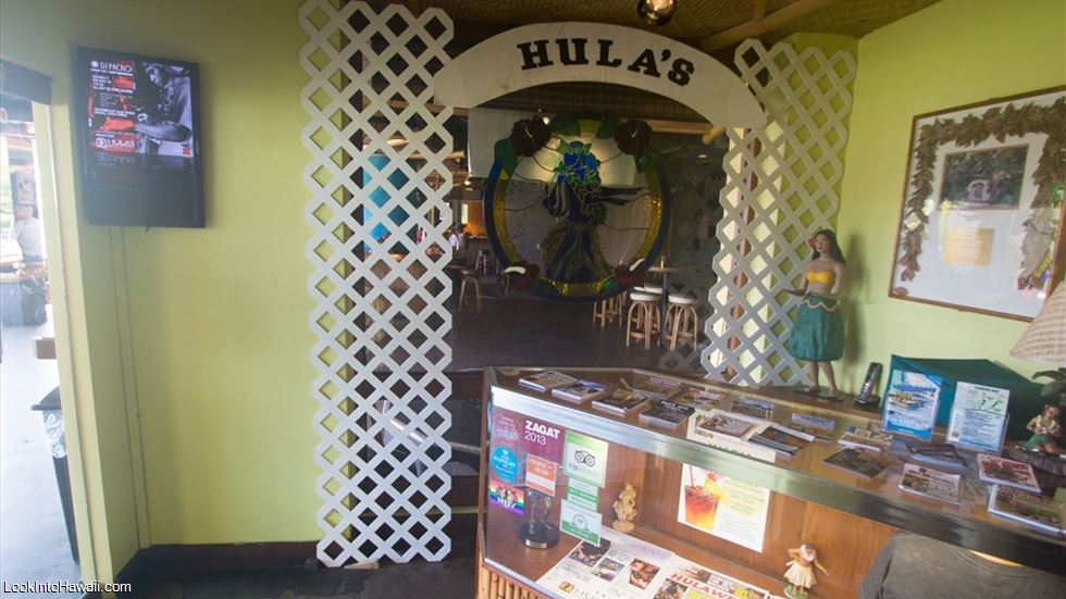 Hula's Bar and Lei Stand