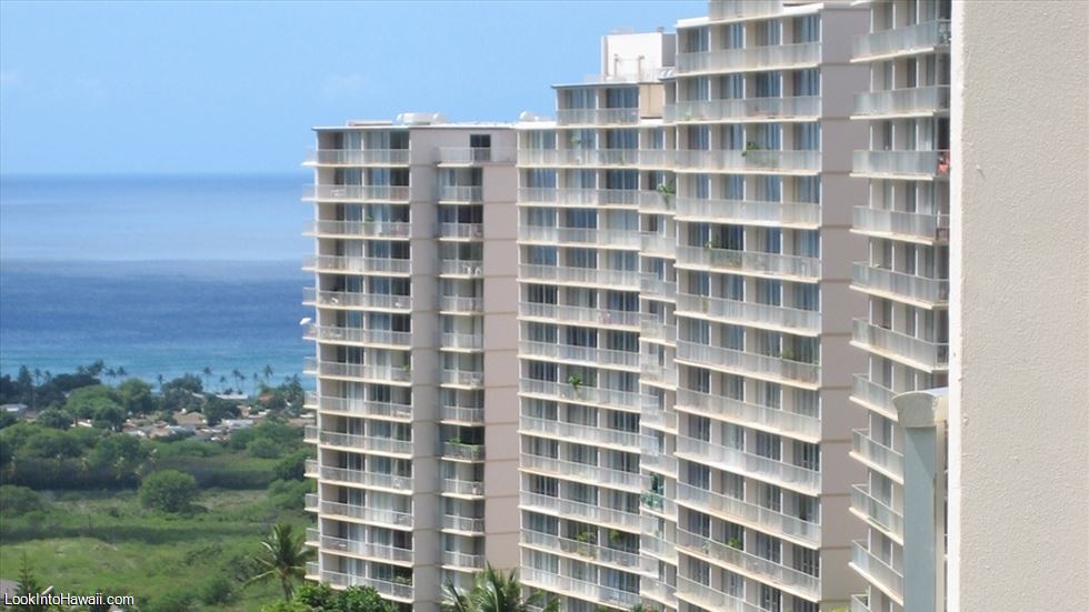 Makaha Valley Towers