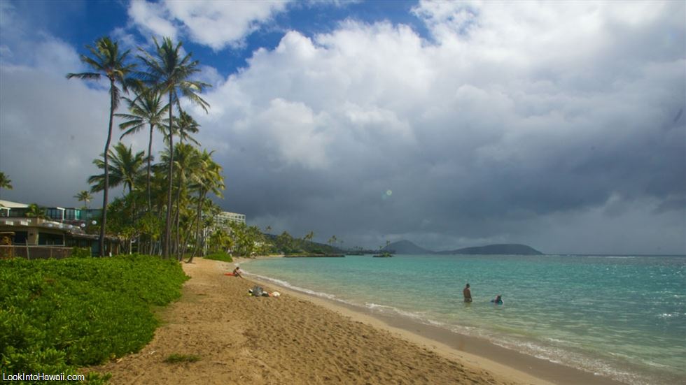 Waialae Beach Park Beaches On Oahu Honolulu Hawaii