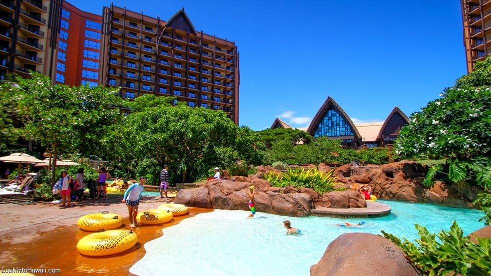 Top 12 Resort Pools In Hawaii